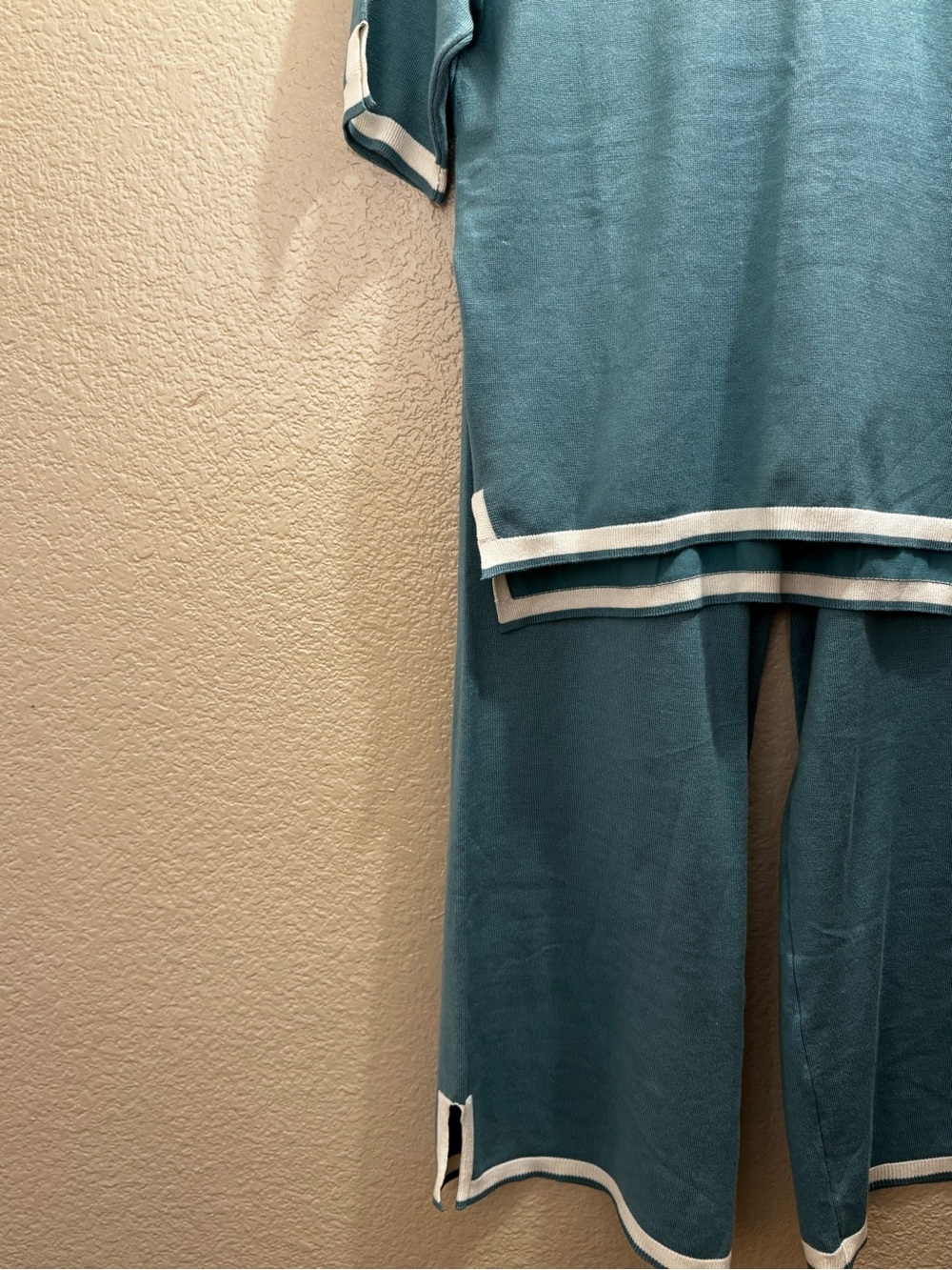 NWT Ekouaer Women's 2-Piece Knit Lounge Set